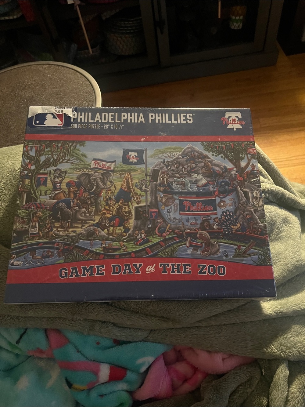 Game Day at the Zoo Puzzle - Red & Blue Philadelphia Phillies puzzle